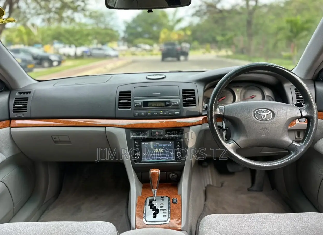 Toyota Mark II 2002 Silver