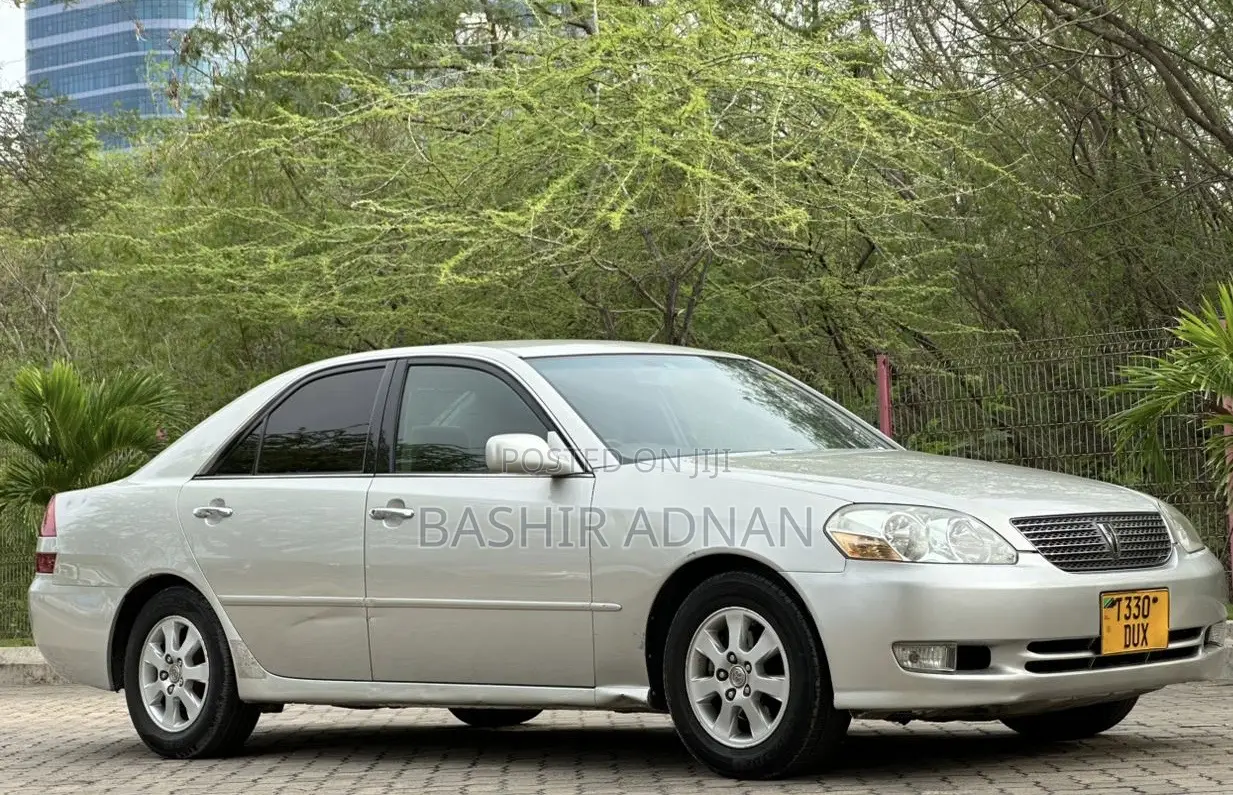 Toyota Mark II 2.0 RWD 2002 Silver