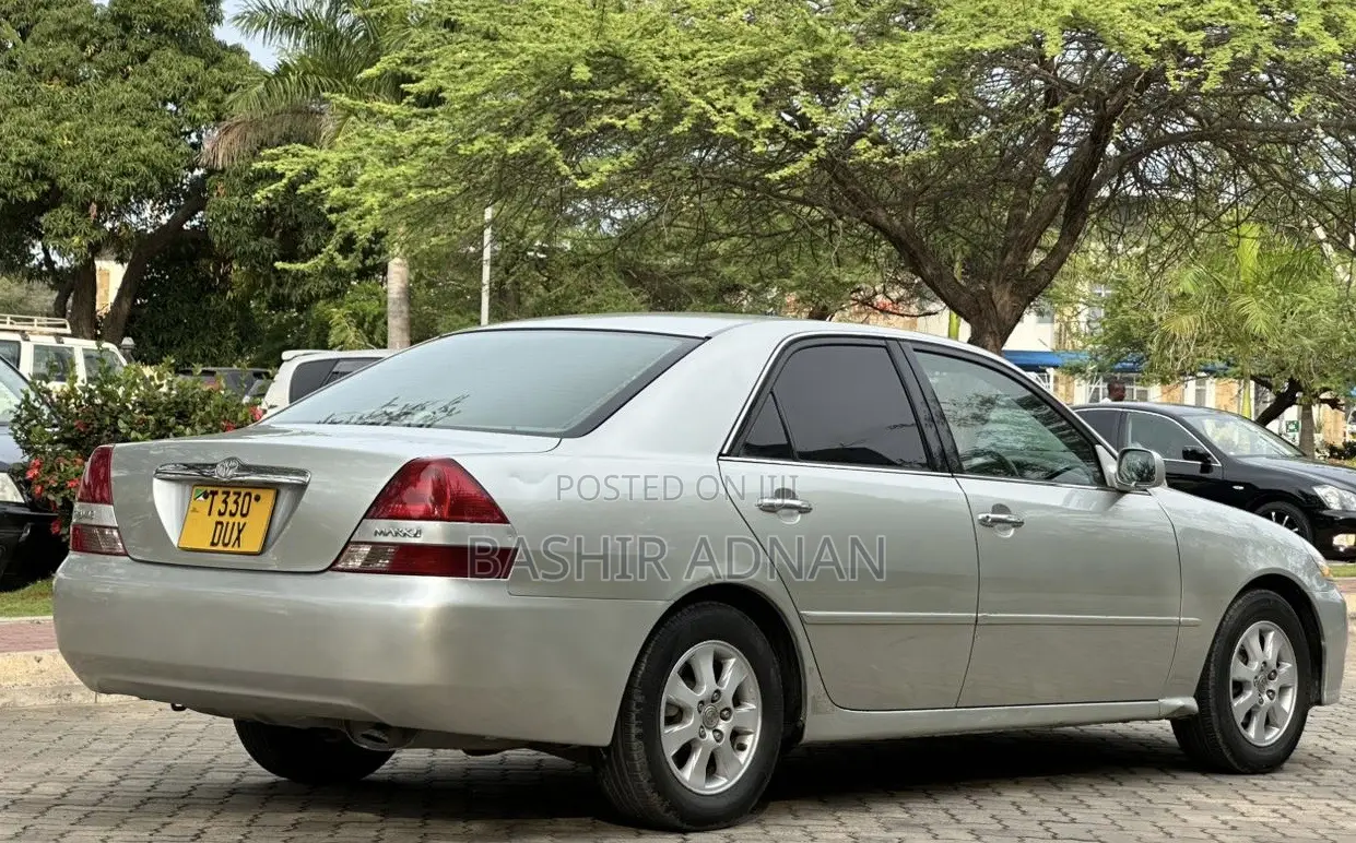 Toyota Mark II 2.0 RWD 2002 Silver
