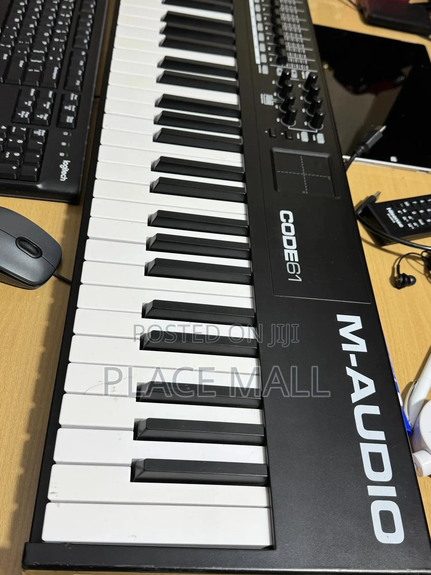 M Audio Mid Keyboard 61keys