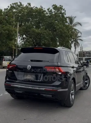 Volkswagen Tiguan 2017 Black