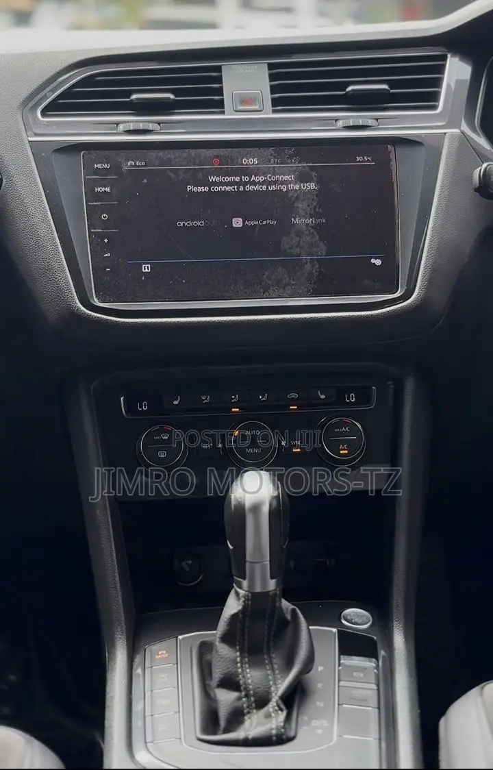 Volkswagen Tiguan 2017 Black