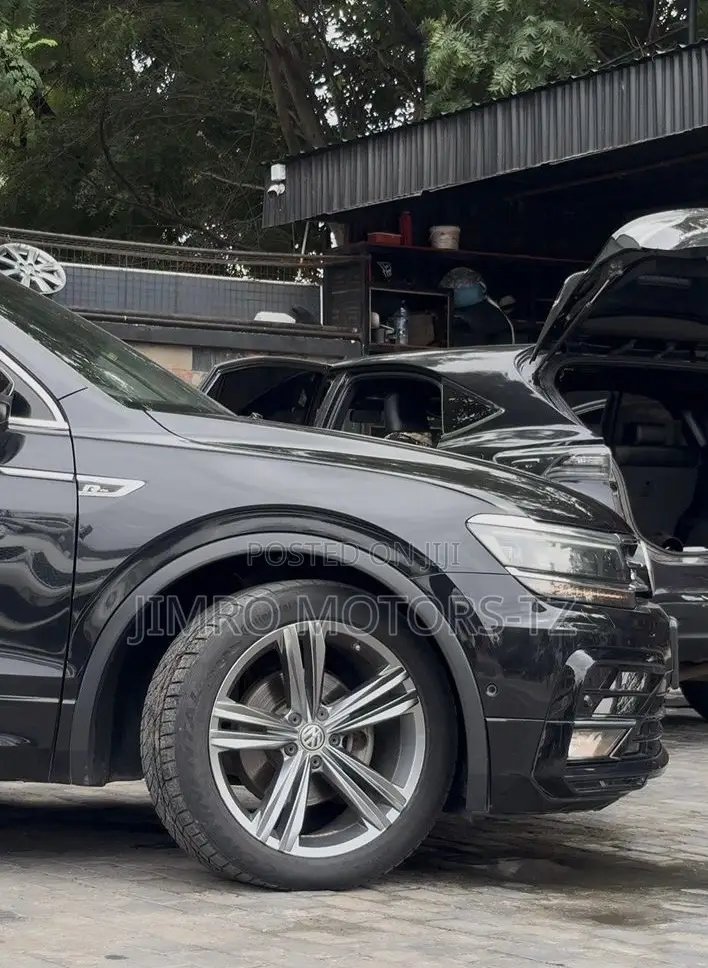Volkswagen Tiguan 2017 Black