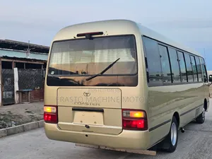 Toyota Coaster 2005 Gold