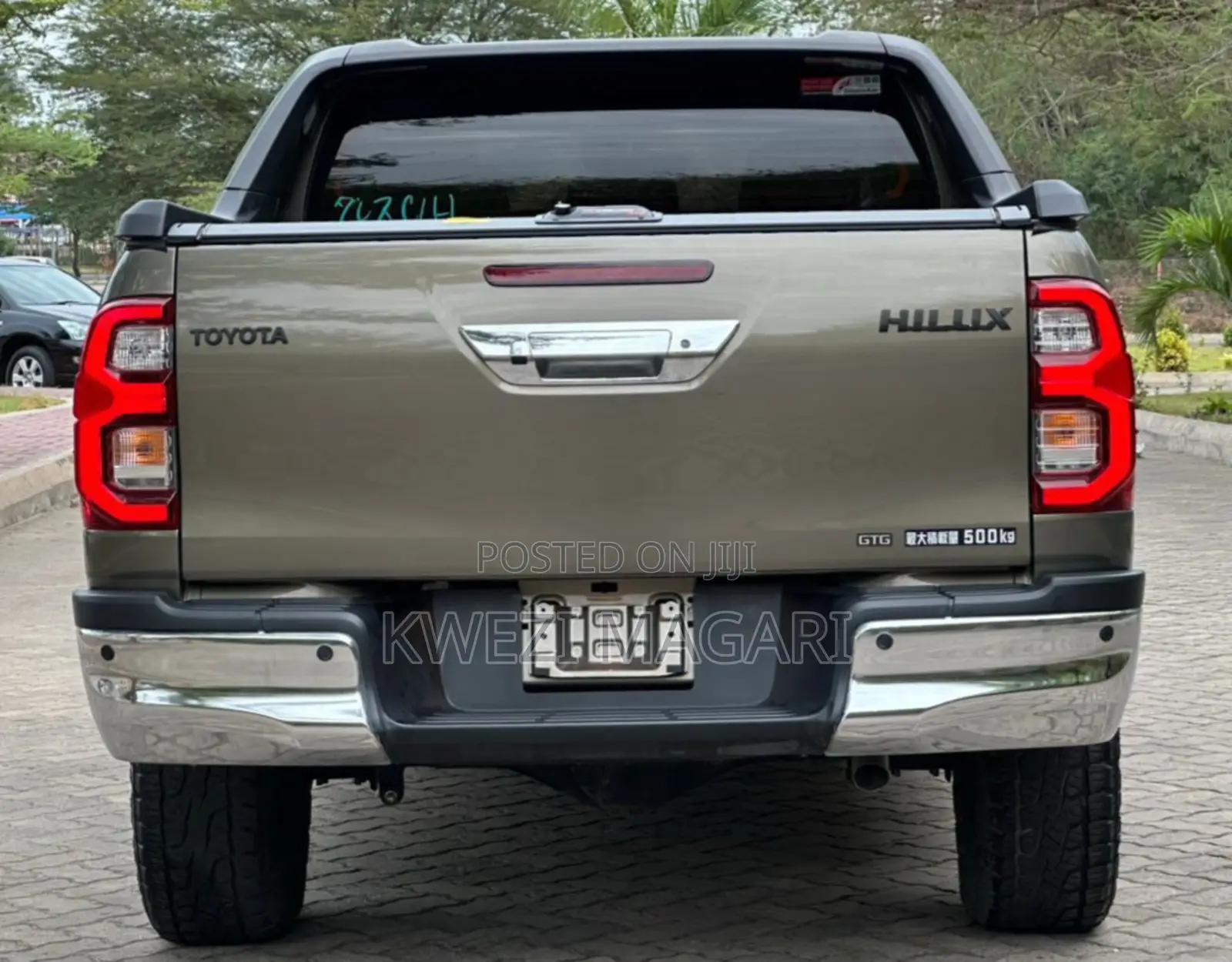 Toyota Hilux 2022 Gray