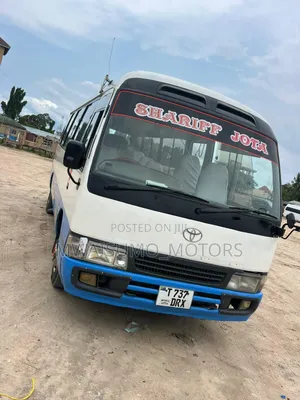 Toyota Coaster 2000 White
