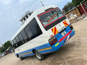 Toyota Coaster 2000 White