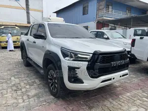 Toyota Hilux Revo Double Cab Deisel 2.8 AWD 2020 White