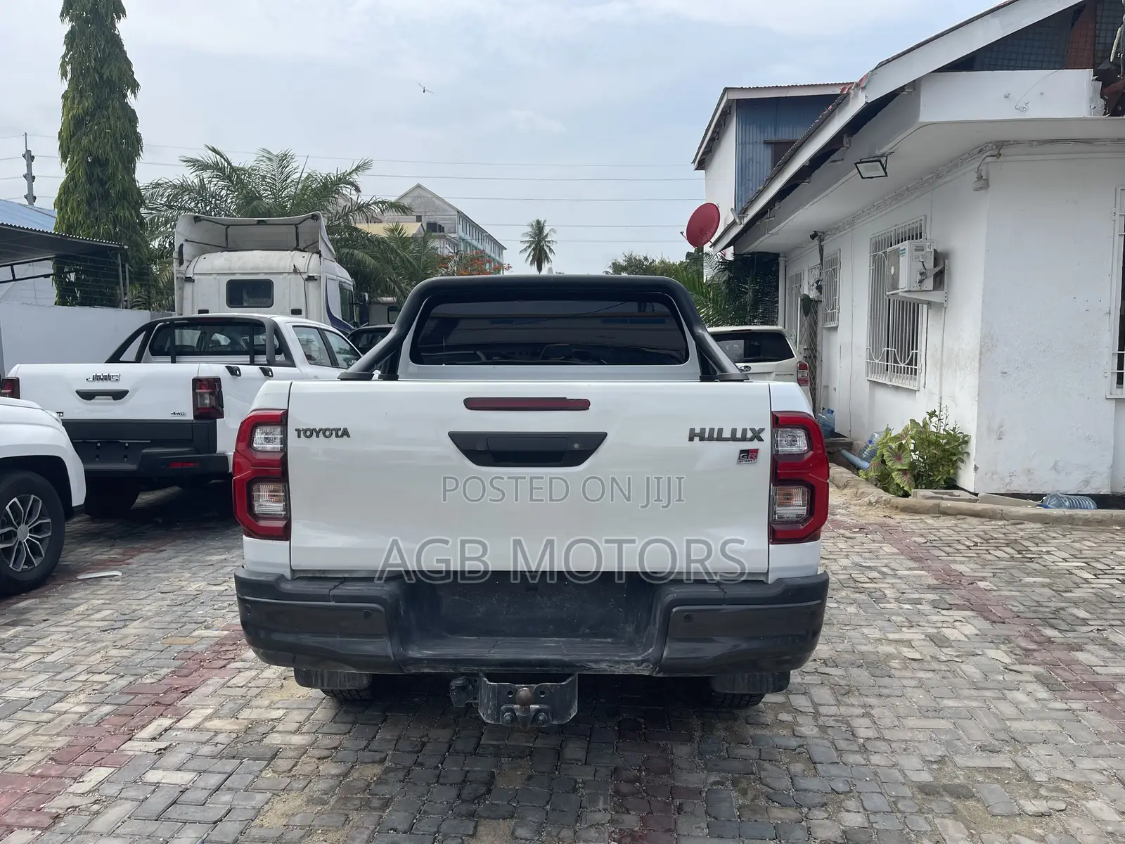Toyota Hilux Revo Double Cab Deisel 2.8 AWD 2020 White