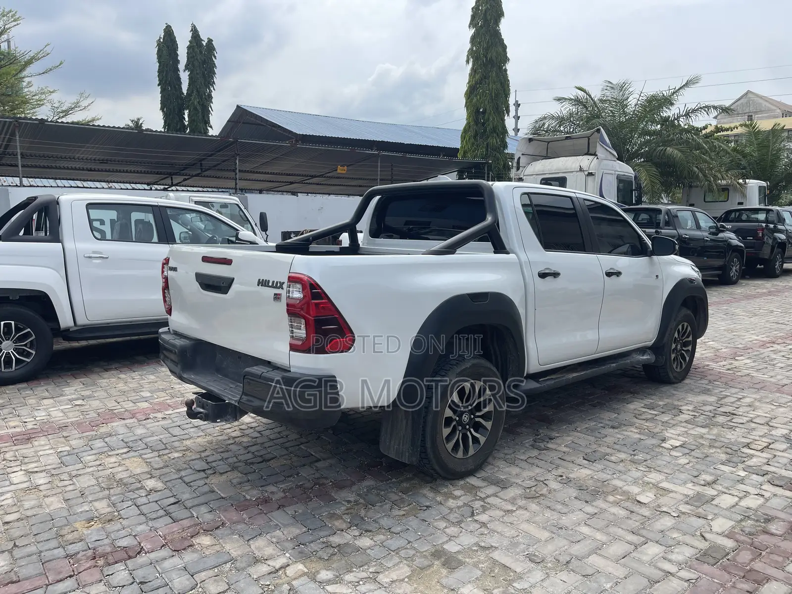 Toyota Hilux Revo Double Cab Deisel 2.8 AWD 2020 White