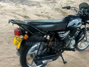 Bajaj Boxer 125 2025 Black