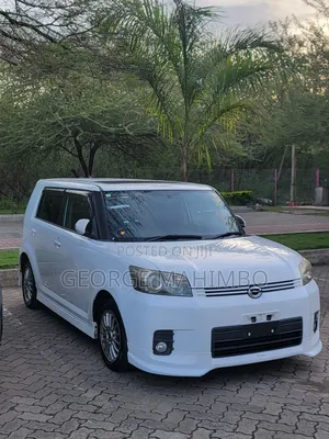 Toyota Corolla Rumion 2009 White