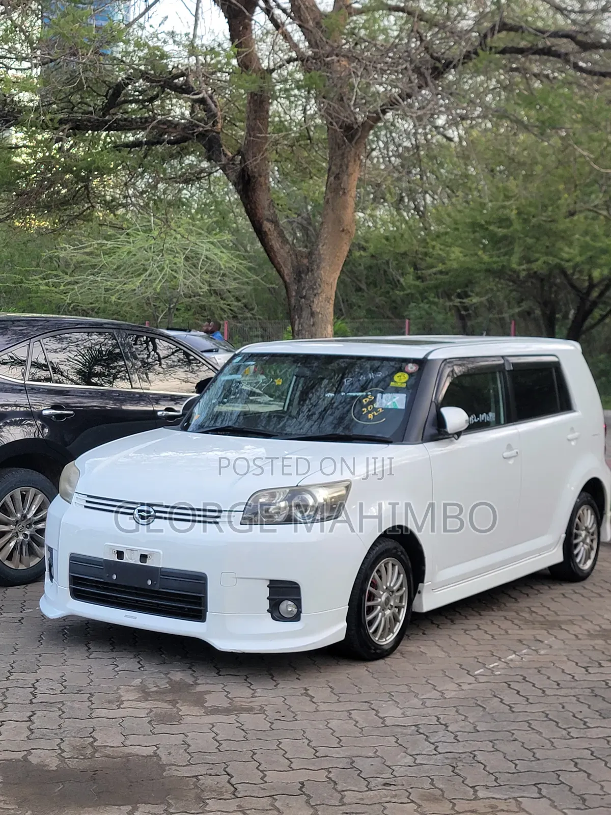 Toyota Corolla Rumion 2009 White
