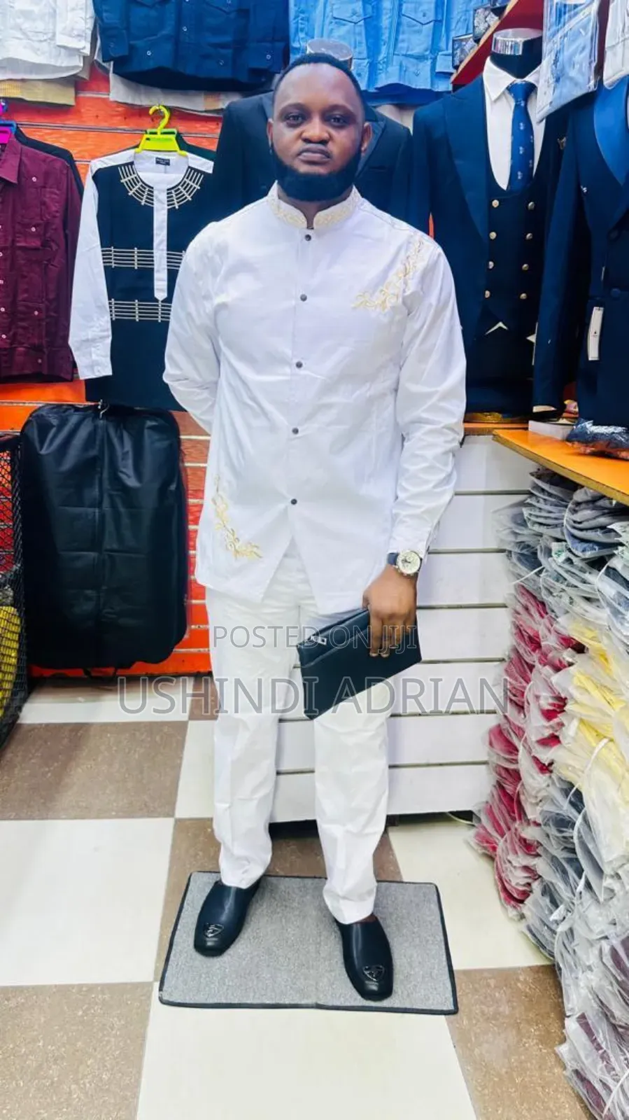 African Men Traditional Outfit–Luxury Edition