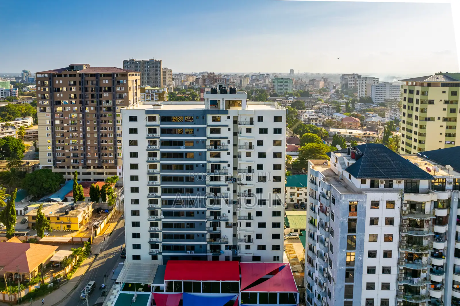 4bdrm Condo in Dar Manor, Upanga West for sale