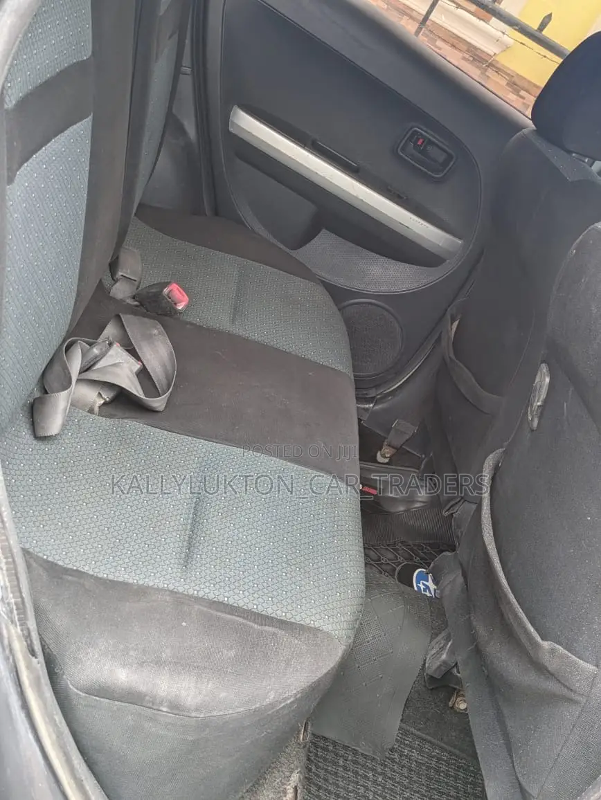 Toyota IST 2005 Gray