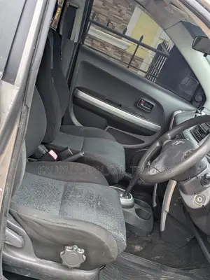 Toyota IST 2005 Gray