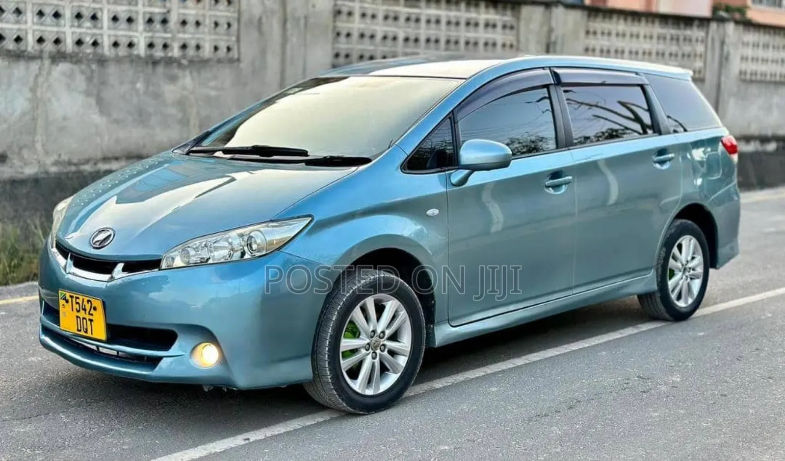 Toyota Wish 2009 Blue