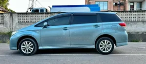 Toyota Wish 2009 Blue