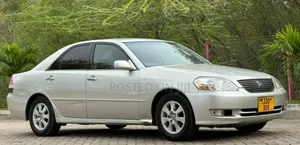 Toyota Mark II 2004 Silver