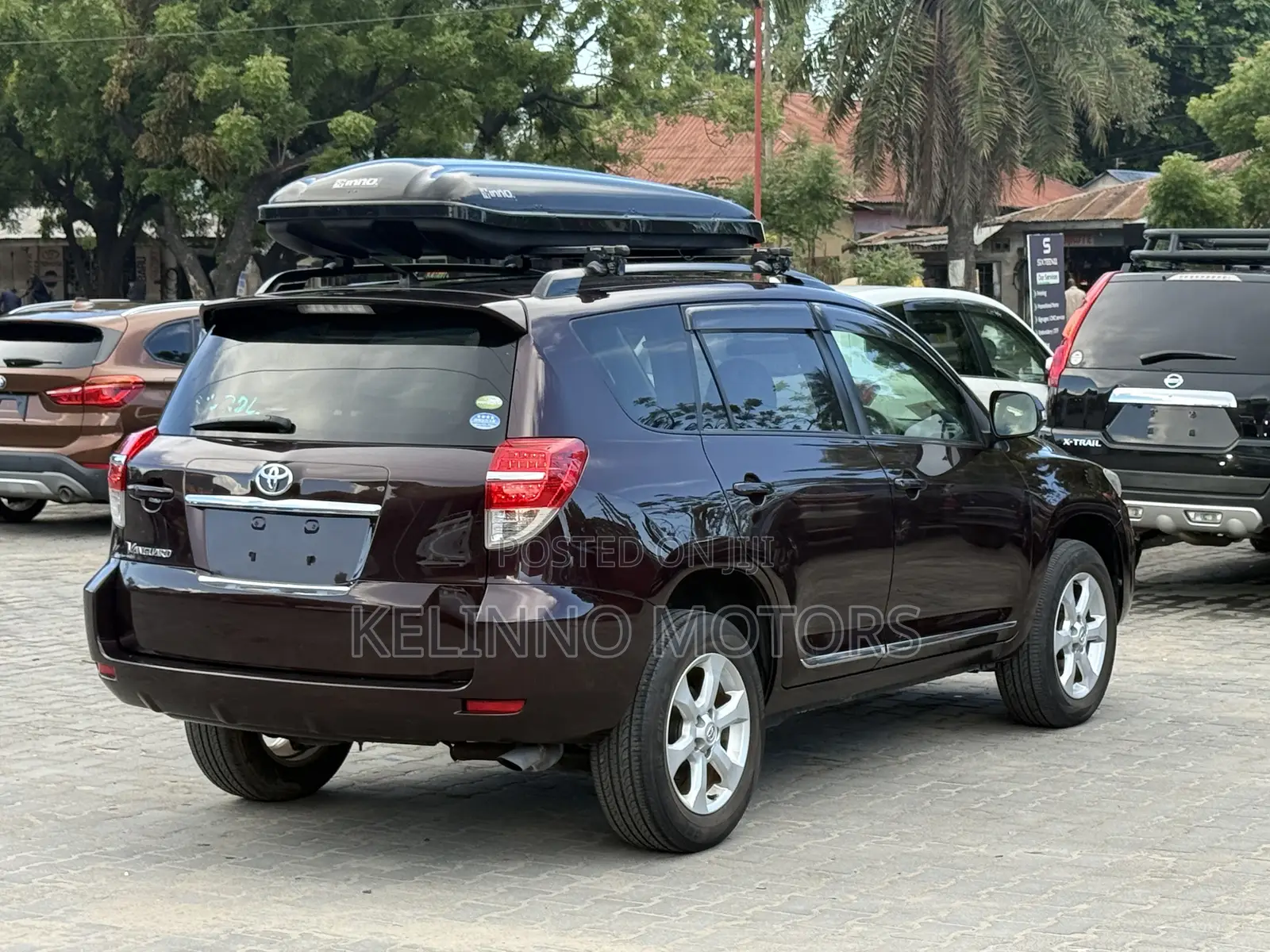 Toyota Vanguard 2010 Black