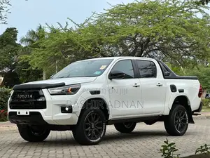 Toyota Hilux Revo Double Cab Deisel 2.4 AWD 2022 White