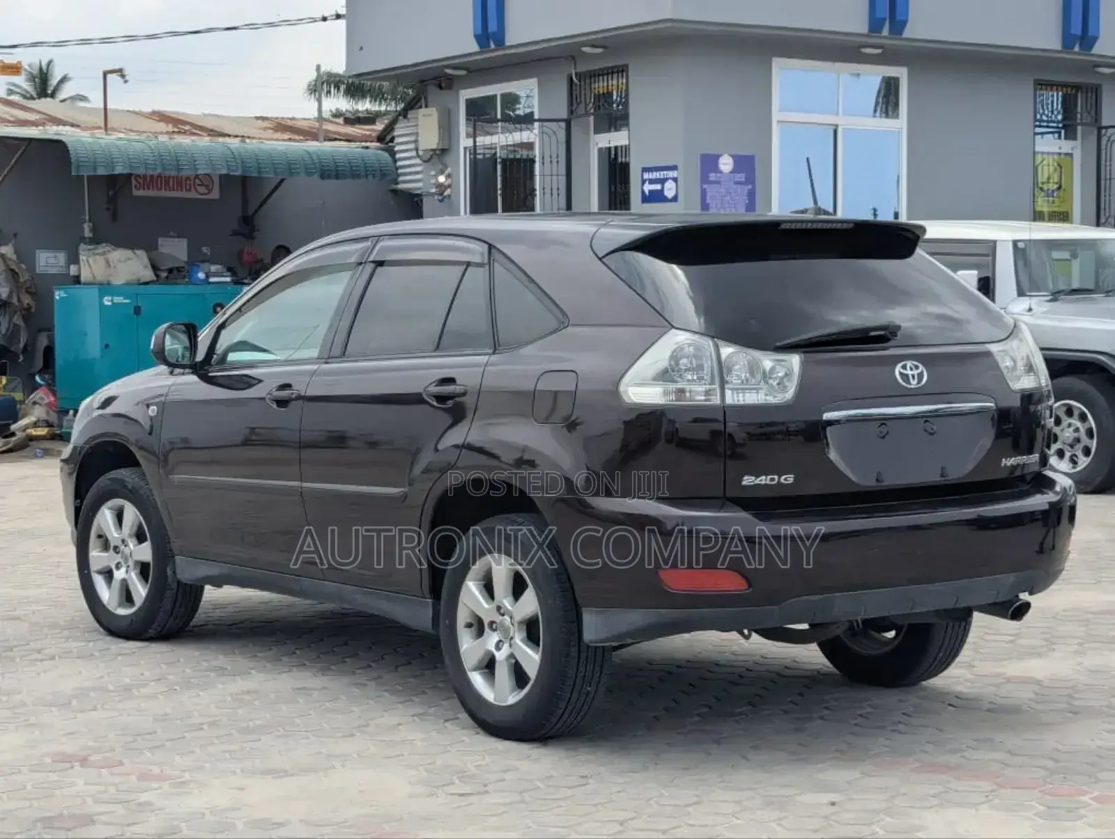 Toyota Harrier 2.4 2005 Maroon