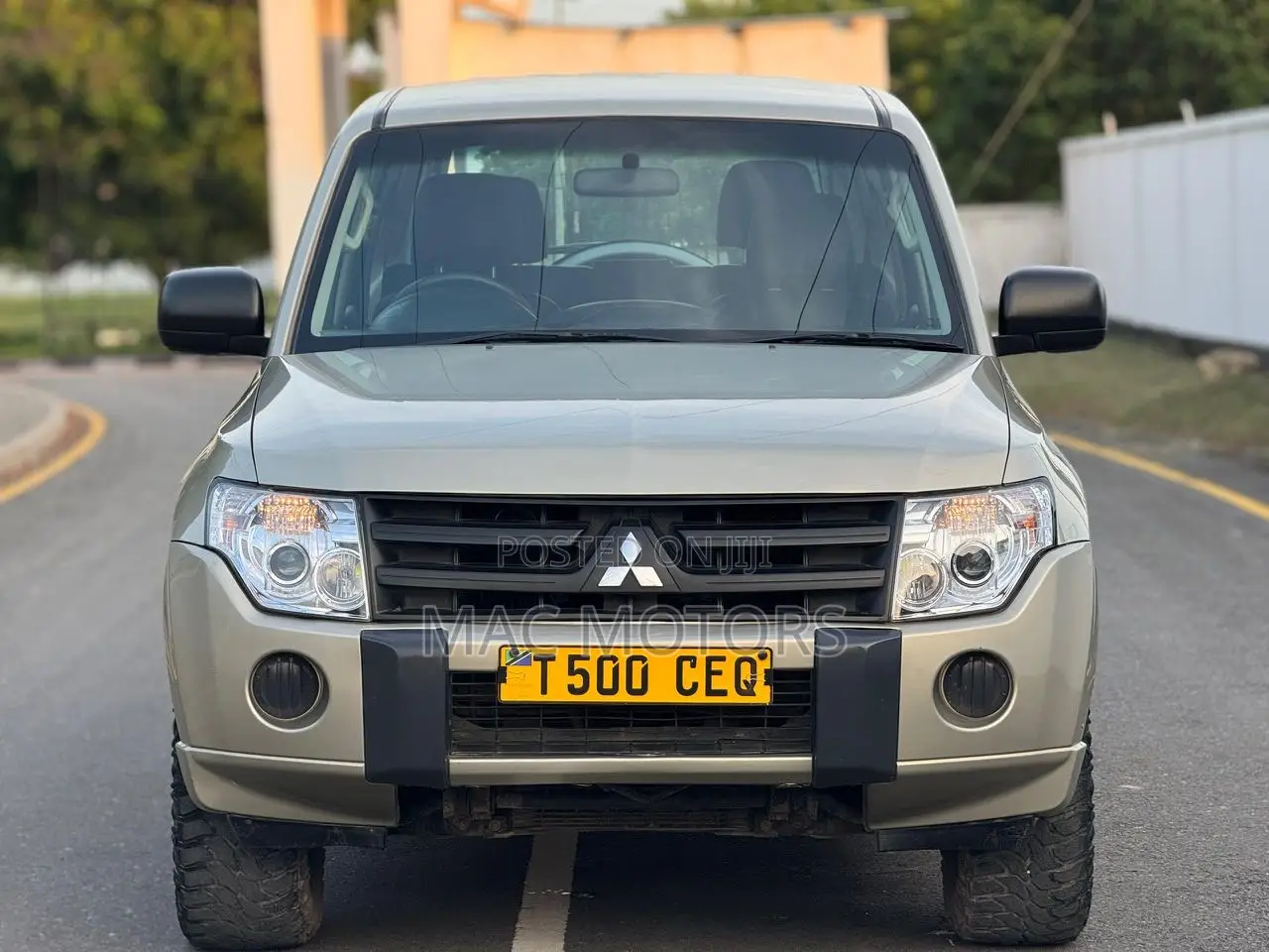 Mitsubishi Pajero 3.2 DI-D Automatic 2007 Beige