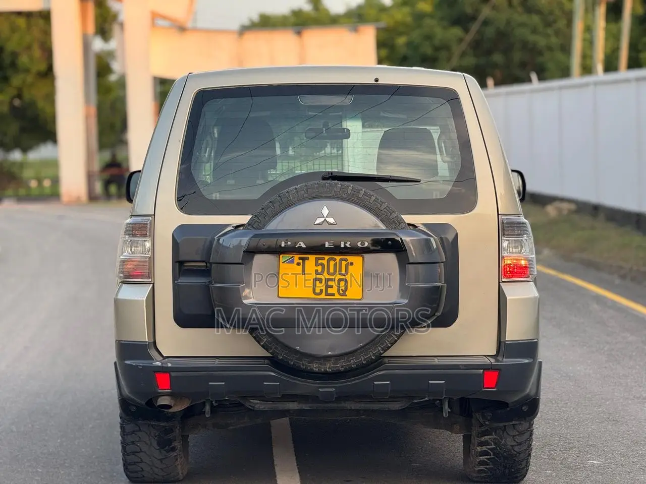 Mitsubishi Pajero 3.2 DI-D Automatic 2007 Beige