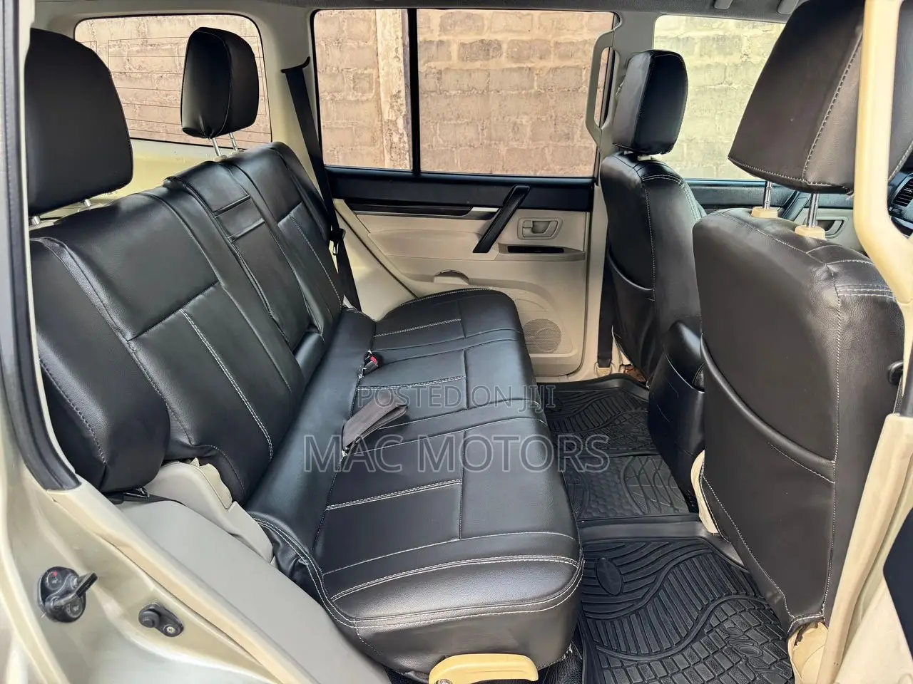 Mitsubishi Pajero 3.2 DI-D Automatic 2007 Beige