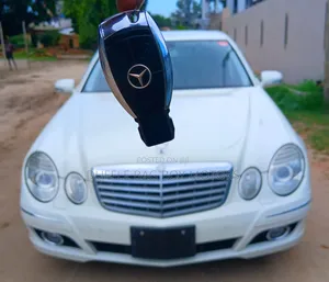 Mercedes-Benz E350 2008 White