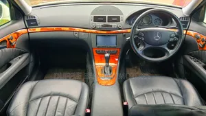 Mercedes-Benz E350 2008 White