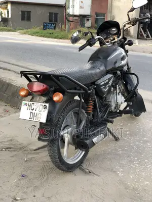 Bajaj Boxer 125 2024 Black