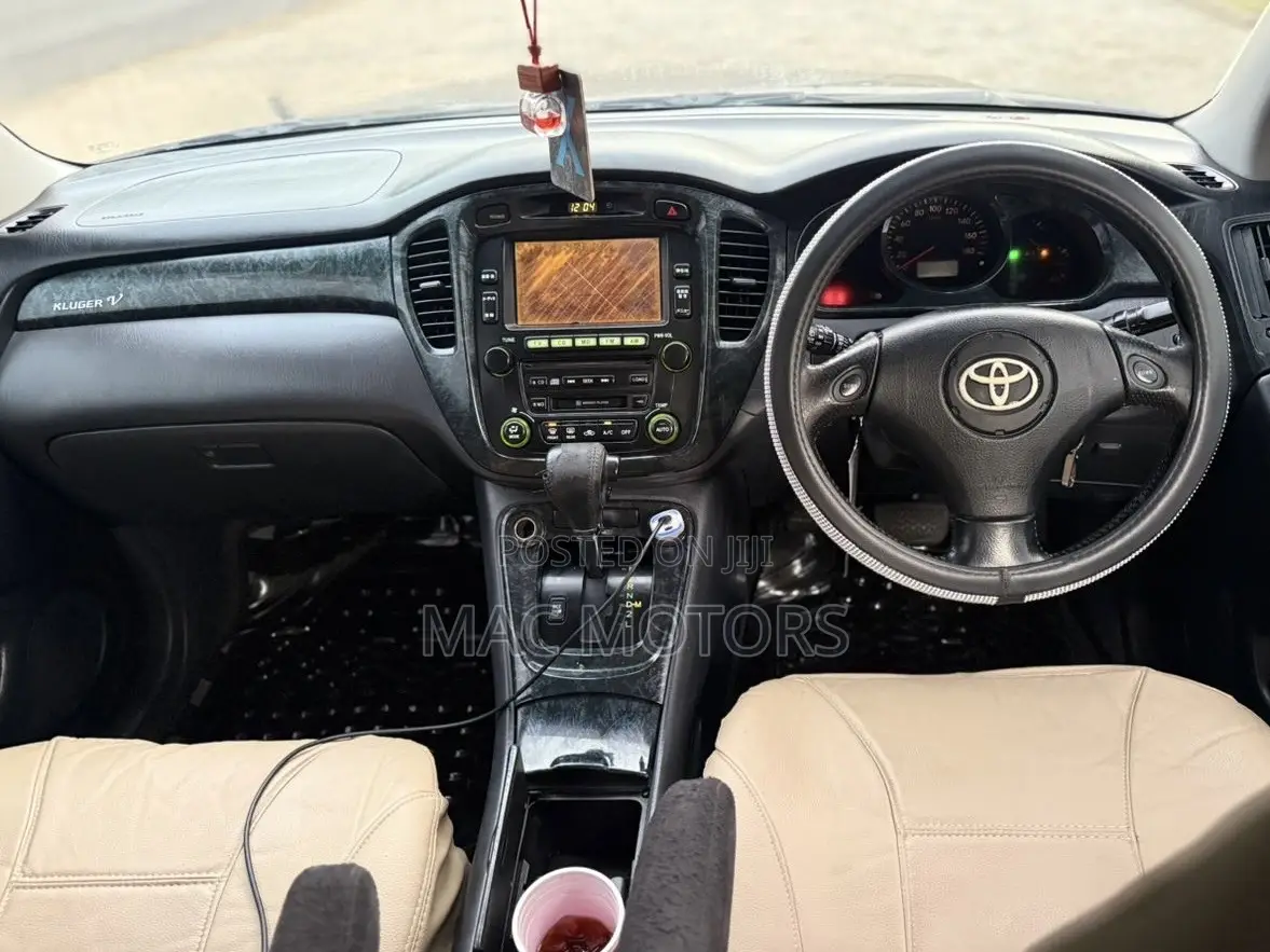 Toyota Kluger 2003 Black