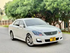 Toyota Crown 2008 Pearl