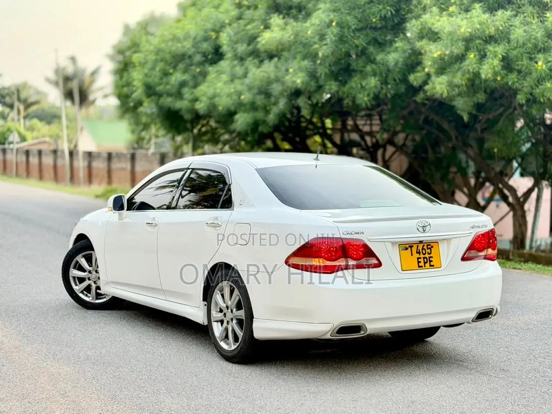 Toyota Crown 2008 Pearl