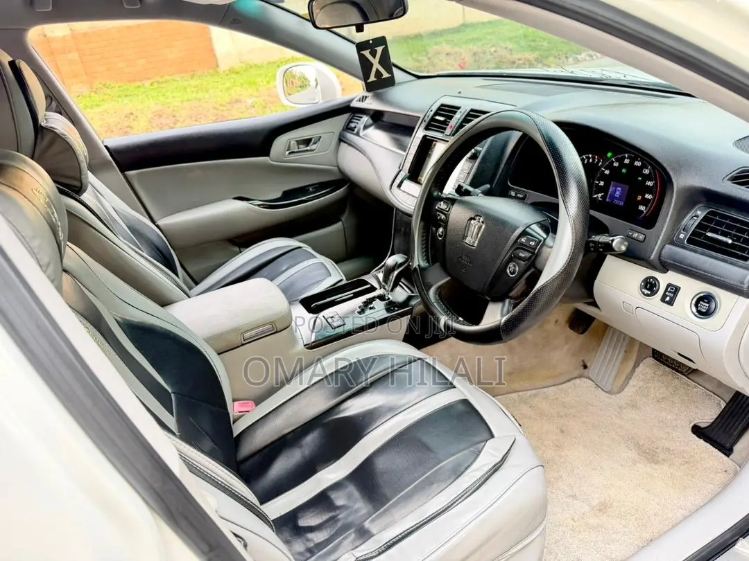 Toyota Crown 2008 Pearl