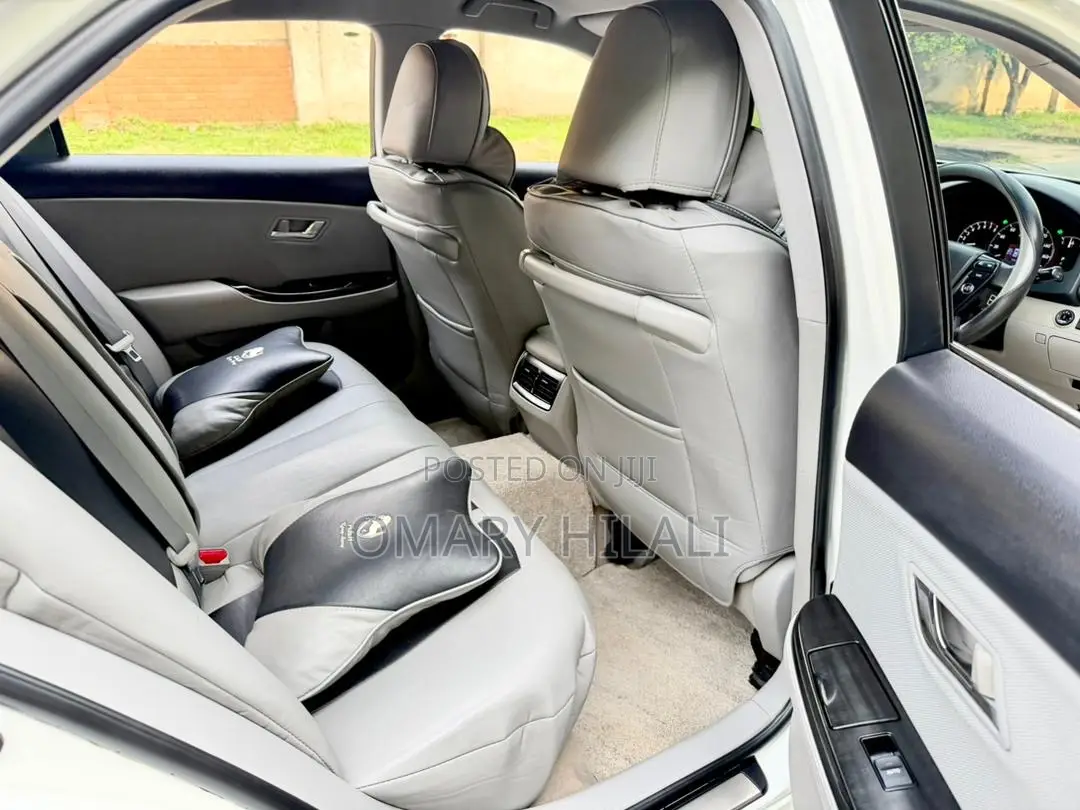 Toyota Crown 2008 Pearl
