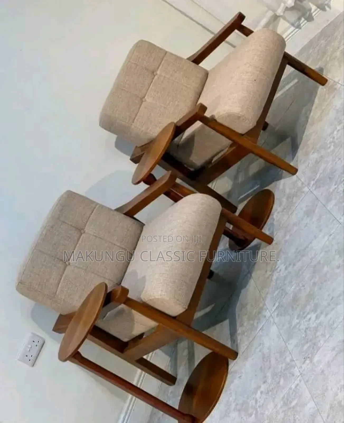Arm Chair Na Coffee Table Za Kisasa