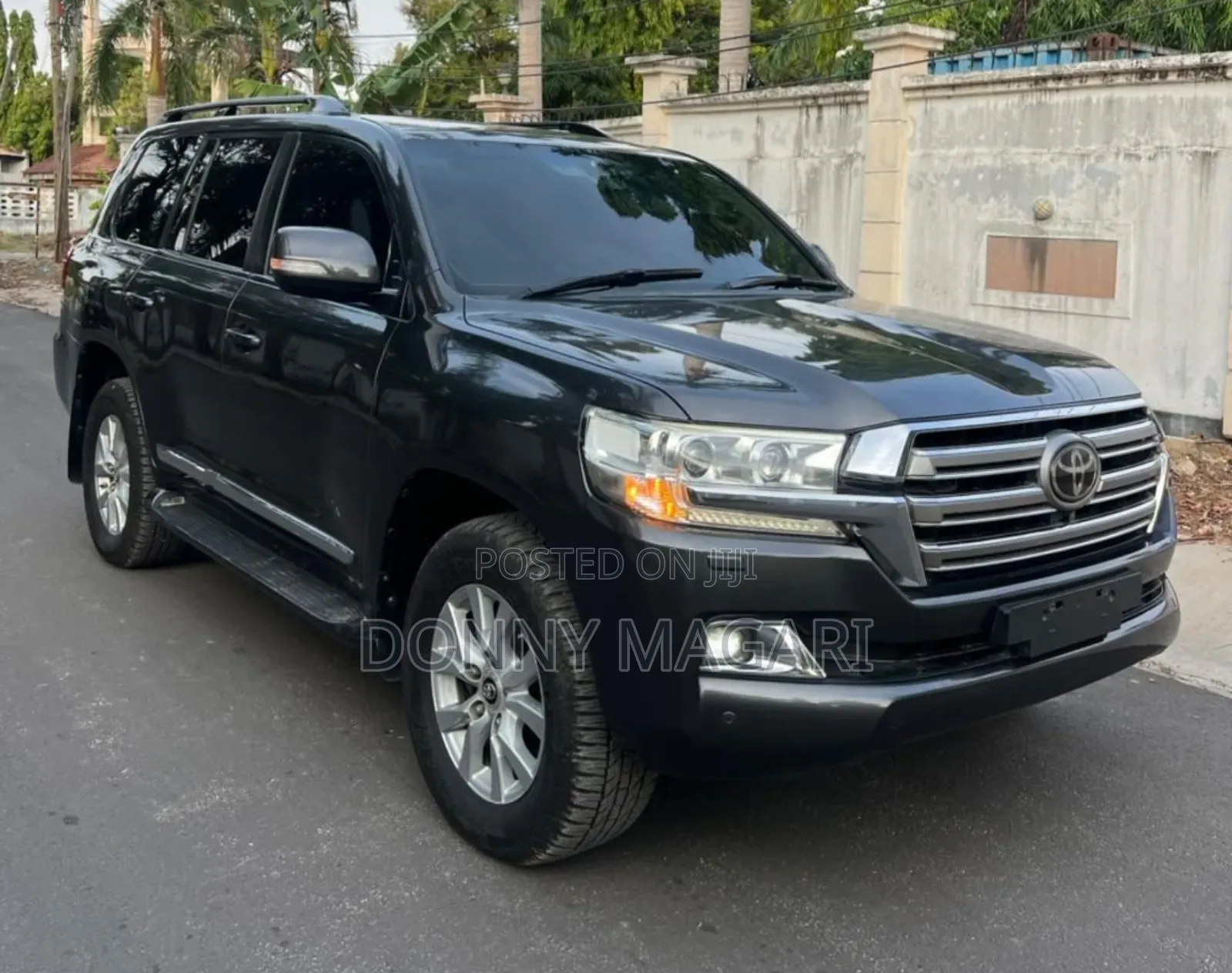 Toyota Land Cruiser 2018 Gray
