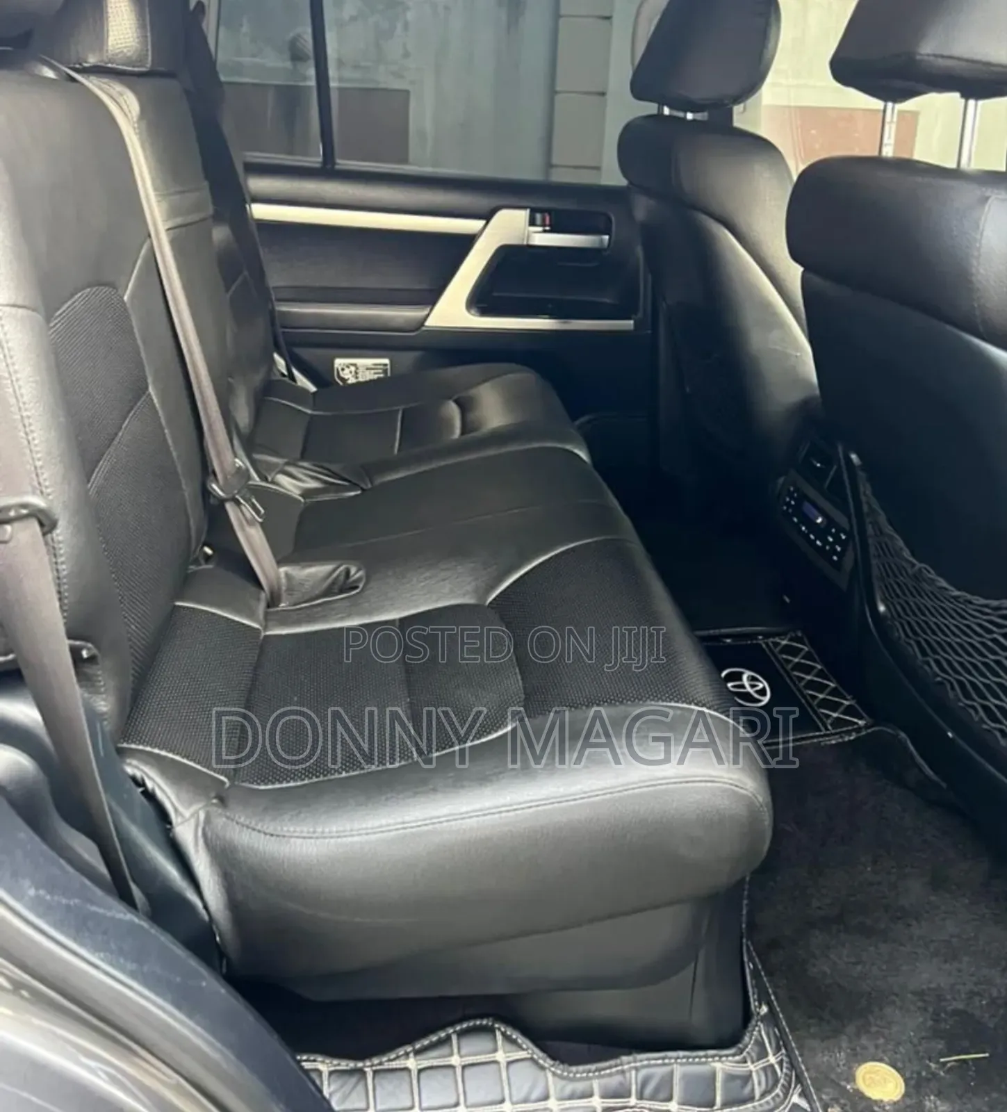 Toyota Land Cruiser 2018 Gray
