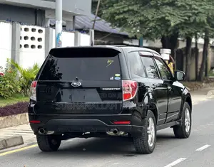 Subaru Forester 2010 Black