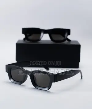 Sunnies in Style
