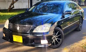 Toyota Crown 2006 Black