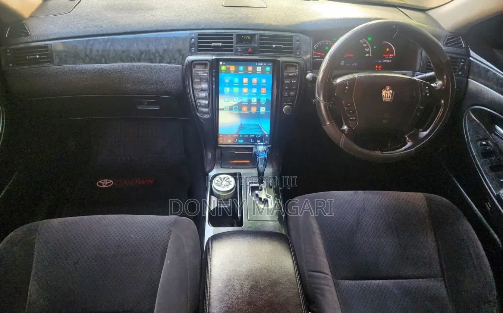 Toyota Crown 2006 Black