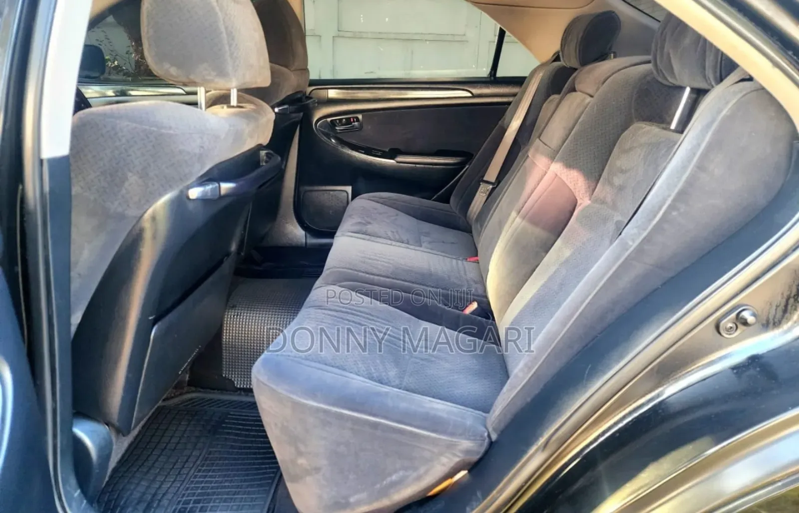 Toyota Crown 2006 Black
