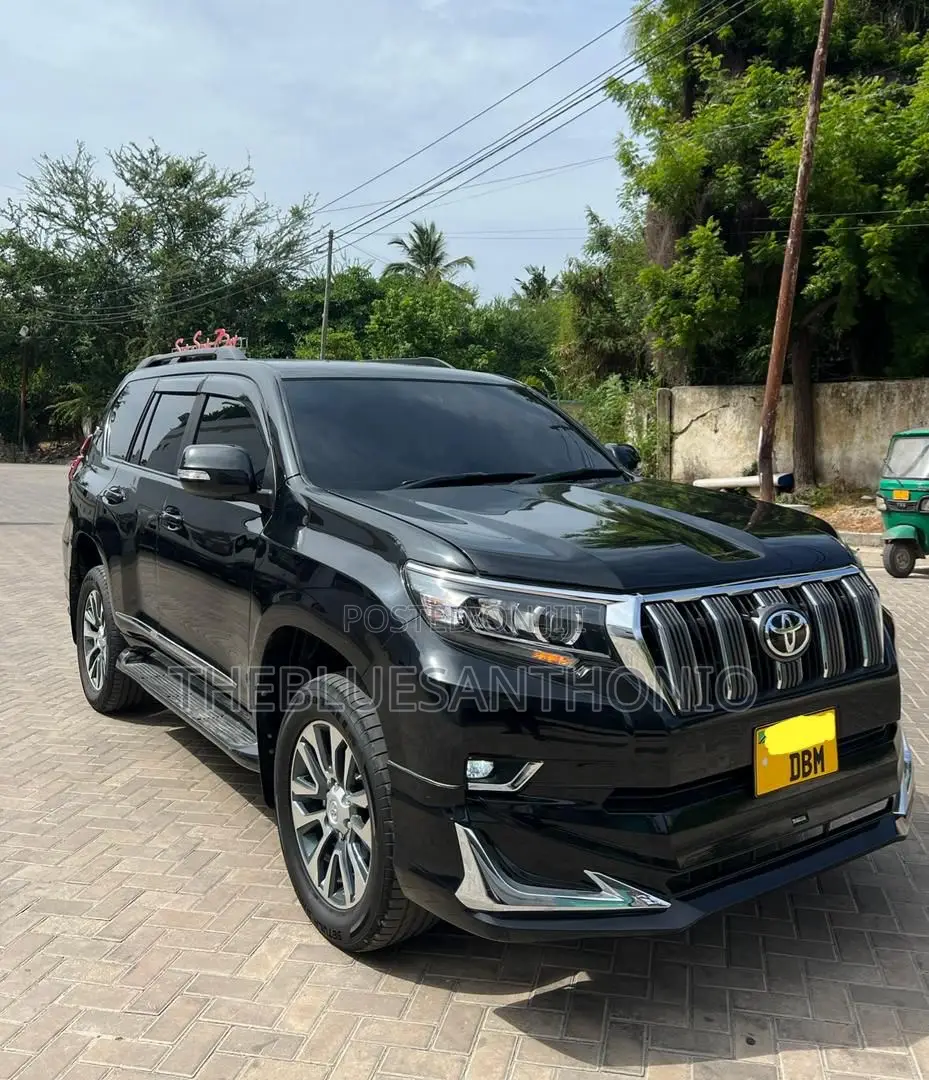 Toyota Land Cruiser Prado 2012 Black