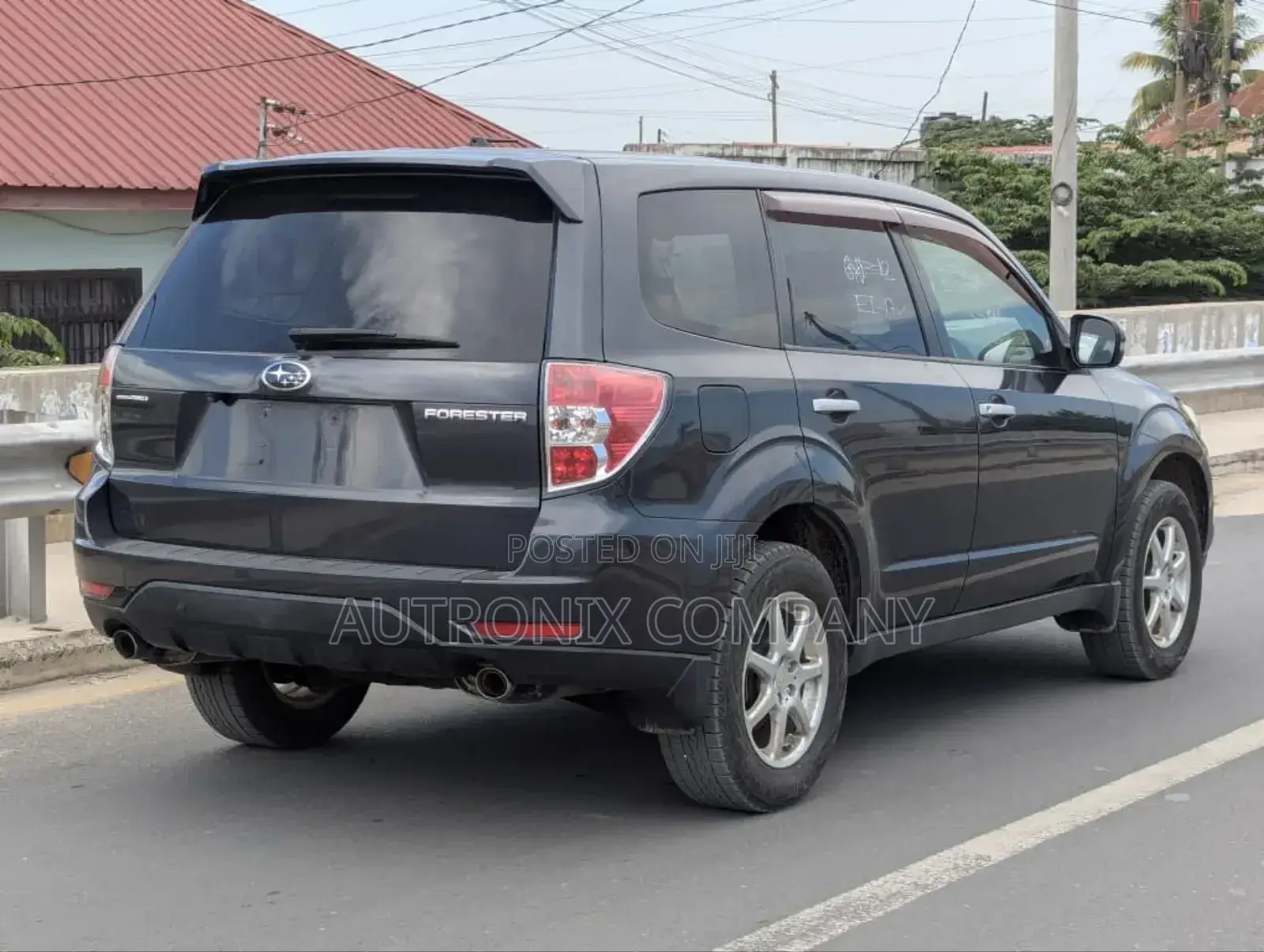 Subaru Forester 2.5X Limited 2012