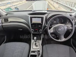 Subaru Forester 2.5X Limited 2012