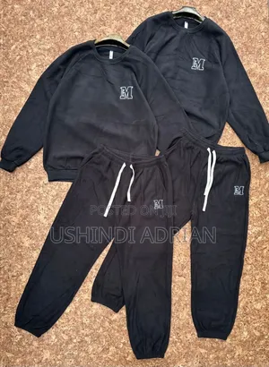 Urban Flex Tracksuit–Kwa Mitindo Ya Casual, Sporty Na City Vibe.